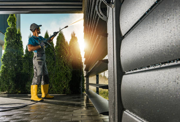 Best Deck Pressure Washing  in Harlowton, MT