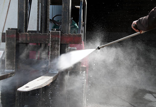 Roof Power Washing Services in Harlowton, MT